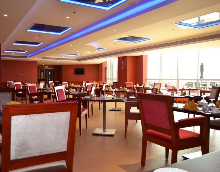 Royal Phoenicia Hotel 4*